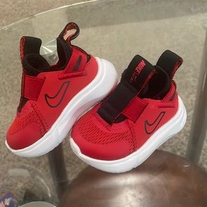 Nike Flex Plus
Baby/Toddler Shoes